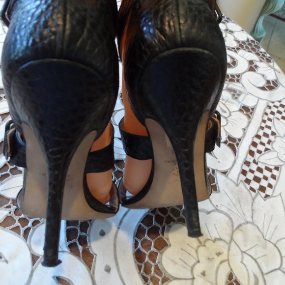 Moschino Cheapandchic Black Textured Leather Black Heels Size 38.5B - Picture 13 of 16